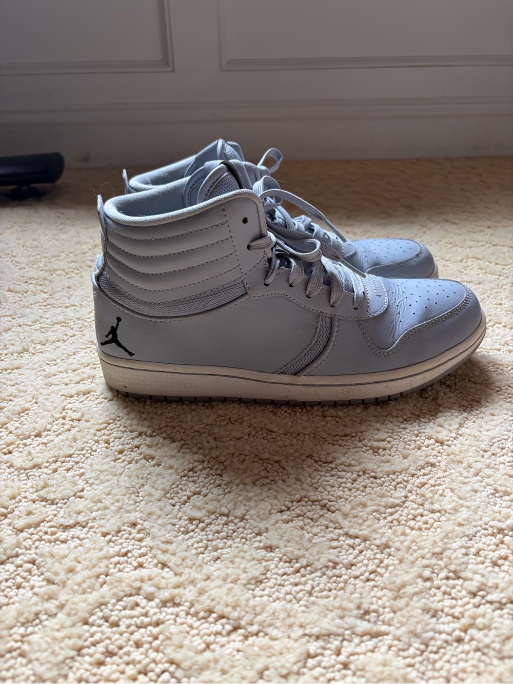 Nike Air Jordan Heritage Leather Sneakers, Men’s 8.5